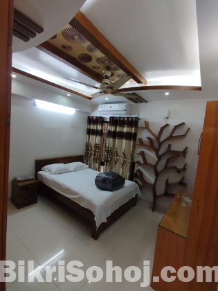 Furnished 4 Bedroom Apartment for Rent in Bashundhara R/A.